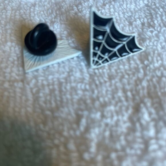 Elegant Cobweb Collar Point Lapel Pin Set - Perfect for Formal Occasio - Picture 2 of 3